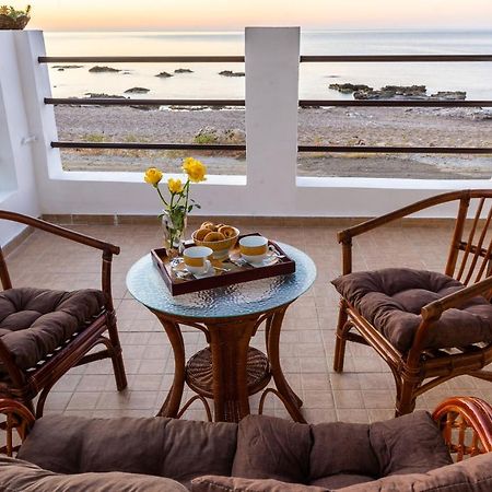 Tsampika'S Beachfront House In Stegna Archangelos  Exterior photo